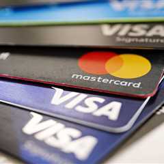 Judge likely to reject $30B Visa, Mastercard fee deal