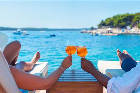 8 Best Honeymoon Fund Registries for Newlywed Wanderlust
