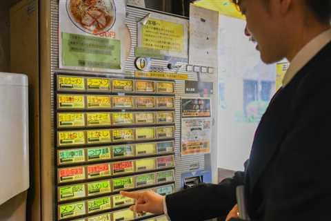 Japan Runs on Vending Machines. It’s About to Break Millions of Them.