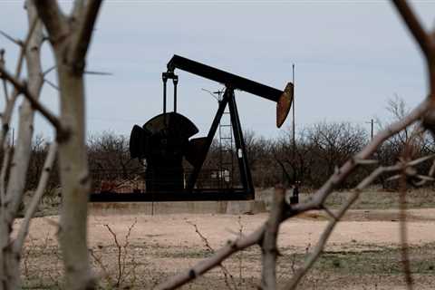Startup hopes 4th time's a charm to build first big U.S. oil refinery in decades