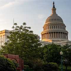 Congressional briefing emphasizes electrification and public transit to meet climate goals