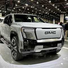 2025 GMC Sierra EV rumored to offer a smaller 170-kWh pack as standard