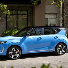 2025 Kia Soul up by $300, EX trim adds Soulmate Special Edition