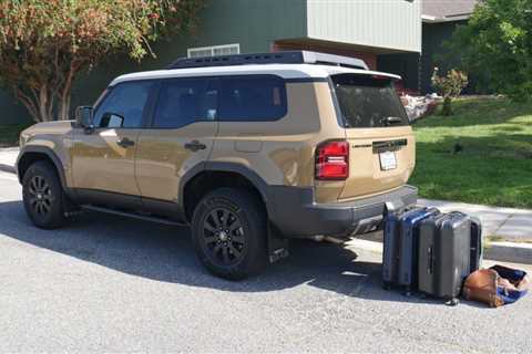 Toyota Land Cruiser Luggage Test: How much fits in the cargo area?