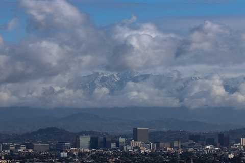 Snowcapped Mountains Are Turning into Dangerous Rain-Soaked Slopes