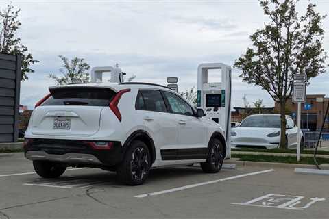 Electrify America to begin limiting charging to 85% to reduce wait times