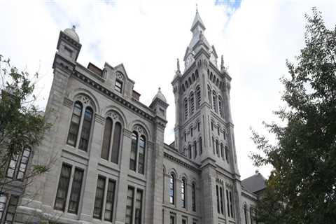 The Essential Guide to Book Returns and Refunds for Publishers in Erie County, New York