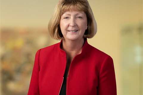 Legal Speak at Women, Influence and Power Conference 2024 Award Recipient: Lisa Phelan