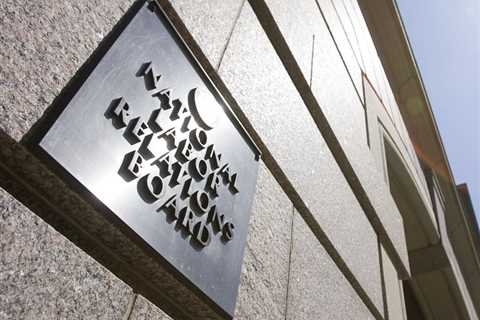 Don't Rush to Change That Noncompete Just Yet, Employment Lawyers Advise