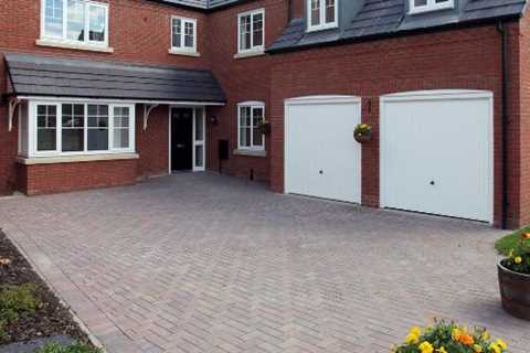 Driveways Kings Hill Gravel Block Paving or Tarmac Experienced Driveway Installers Get A New Drive..