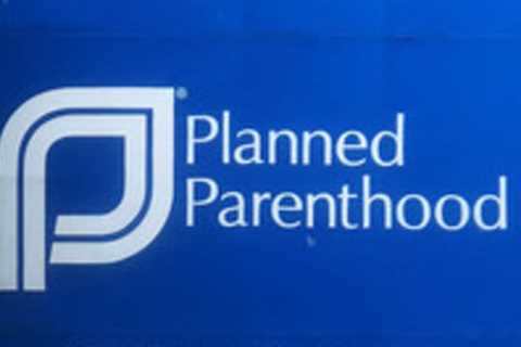 Justices Wade Into South Carolina's Medicaid Fight With Planned Parenthood