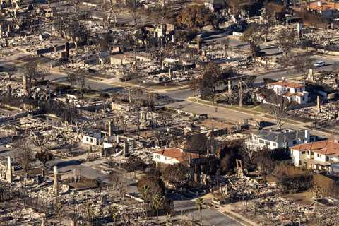 Bill Would Allow Californians to Sue Big Oil for Climate-Linked Wildfires, Floods