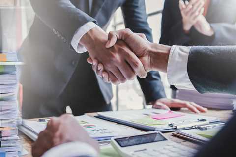 What Happens When Lateral Partners' Guaranteed Compensation Ends?