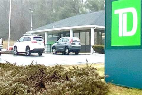 The Best Banking Options for Seniors in Rockingham County, New Hampshire