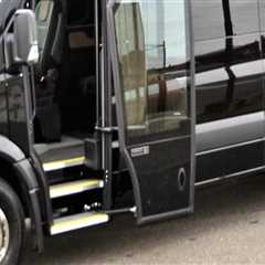 Why Travelers Trust Airport Shuttle Service With Chicago Airport Limousine Backed By Towing Services