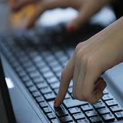 The Impact of Technology on Voluntary Organizations in Washington County, Oregon: An Expert's..