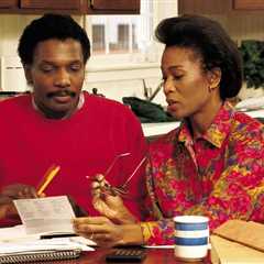 Why Some Dual-Income Couples Feel Invisible Around Friends With Kids