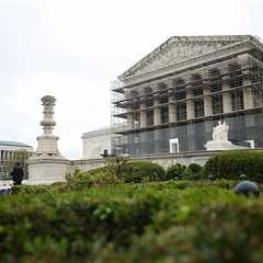 Court finds police properly entered man’s home despite absence of a warrant