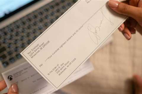 It Seems People Are Still Confused About How to Handle Our First Tax Season Without Checks