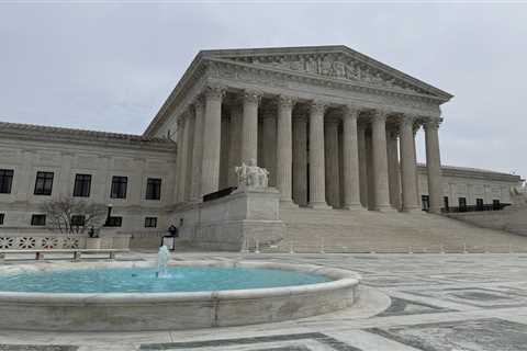 The key arguments in the birthright citizenship case