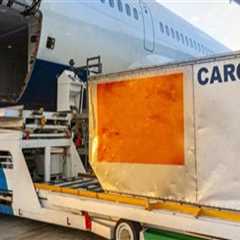The Overlooked Partnership Between Air Freight Moving Companies and Limo Services